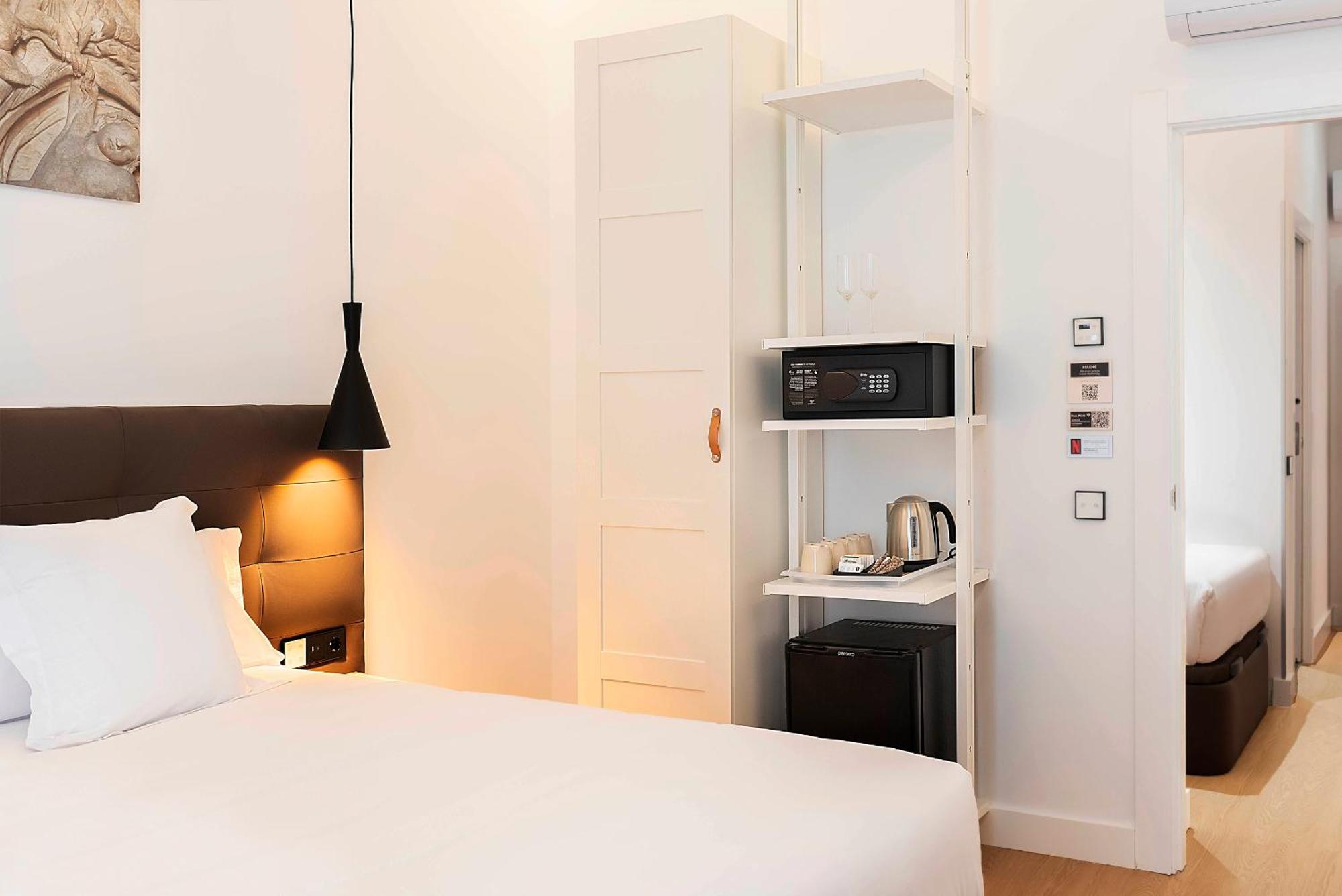 Woohoo Rooms Boutique Luna Madrid Exteriör bild